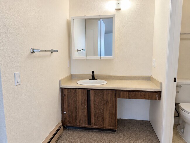 Building Photo - 2345 Tripp Dr