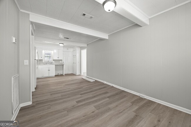 Building Photo - 212 Cordele Ave