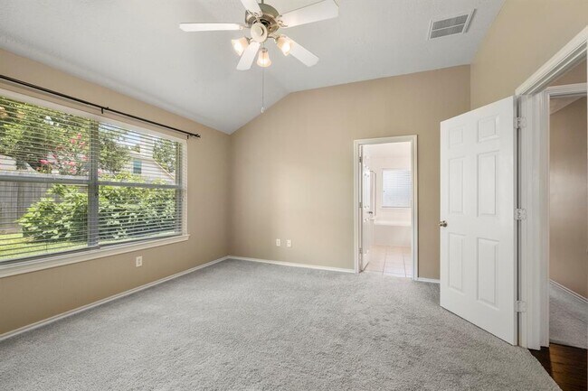 Building Photo - 5030 Birch Manor Ln