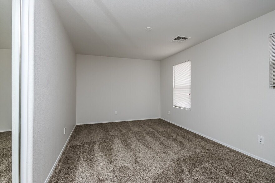 Building Photo - 9415 Virginia Ave