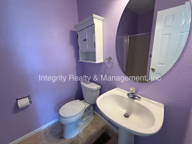 Building Photo - 312 W Jamison Pl