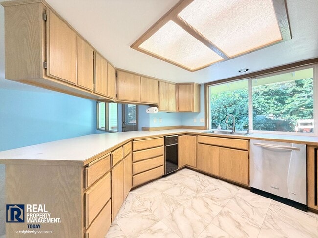 Building Photo - 6319 46th St Ct W