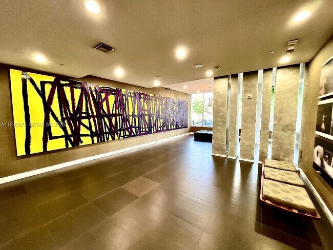 Building Photo - 2100 Park Ave