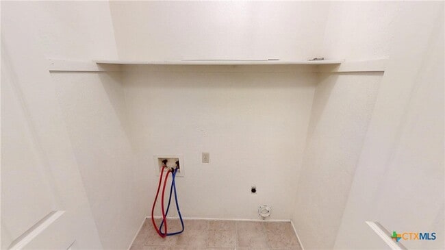 Building Photo - 3076 Carroll Dr