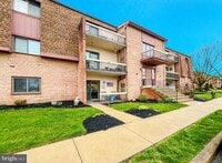 Building Photo - 44303 Delaire Landing Rd