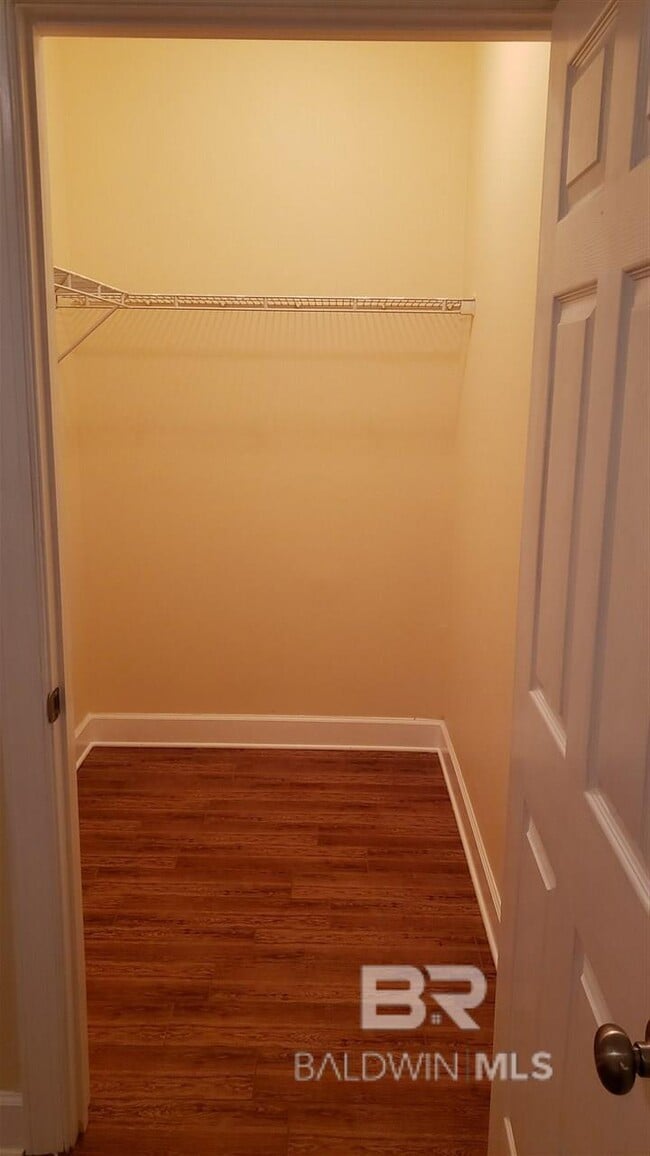 Building Photo - 450 Park Ave