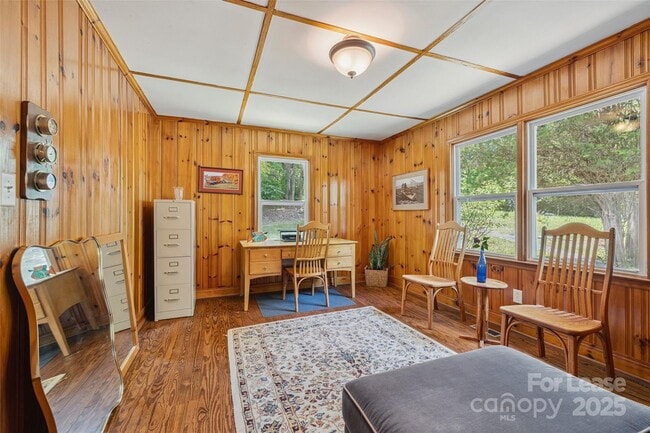 Building Photo - 4116 Tuffy Ln