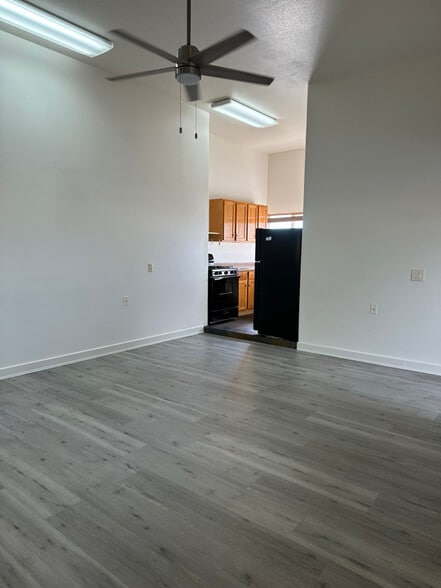 Building Photo - 73-986-986 Kukuinui St