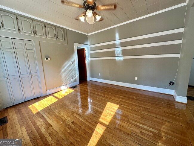 Building Photo - 986 GA-120