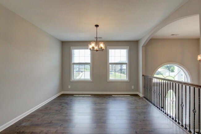 Building Photo - 1092 Barnhill Rd