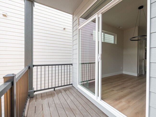 Building Photo - 9389 SW Eunice Ln