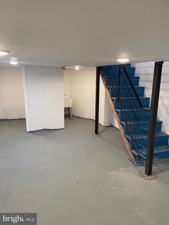 Building Photo - 5229 Westminster Ave