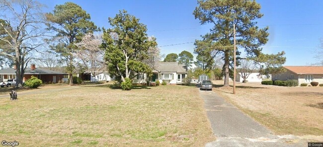 Building Photo - 751 Gurleys Mill Rd