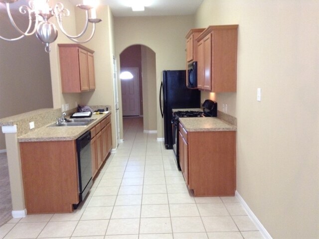 Building Photo - 2710 Sleepy Knoll Dr