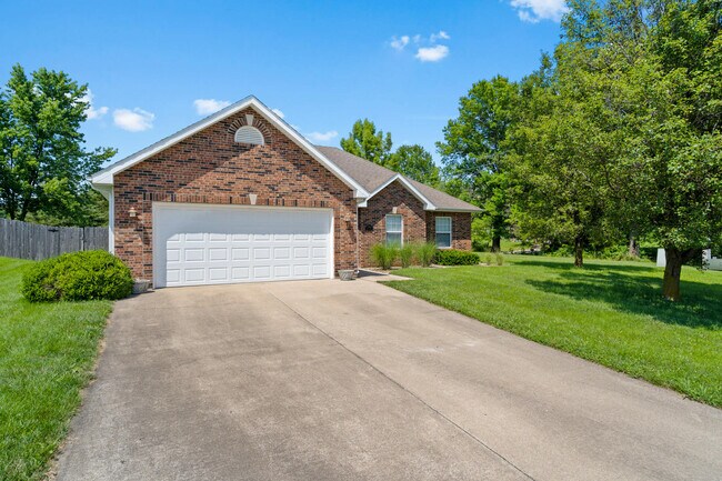 Building Photo - 5909 Kelsey Dr
