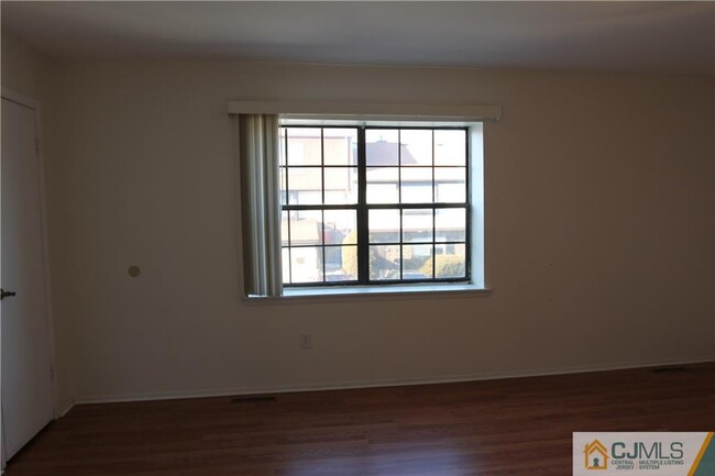 Building Photo - 5604 Hana Rd