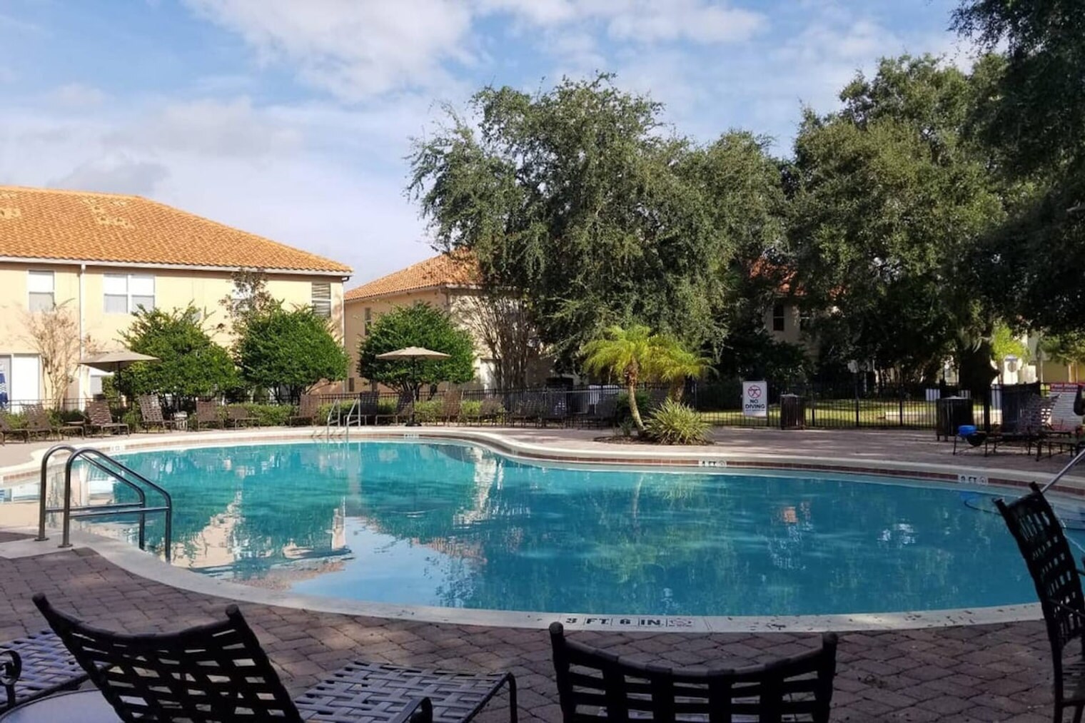 Building Photo - 5142 Adelaide Dr