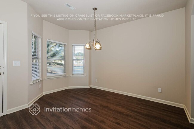 Building Photo - 119 Biscayne Terrace