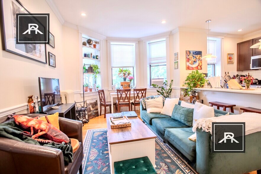 Building Photo - 1340 Commonwealth Ave