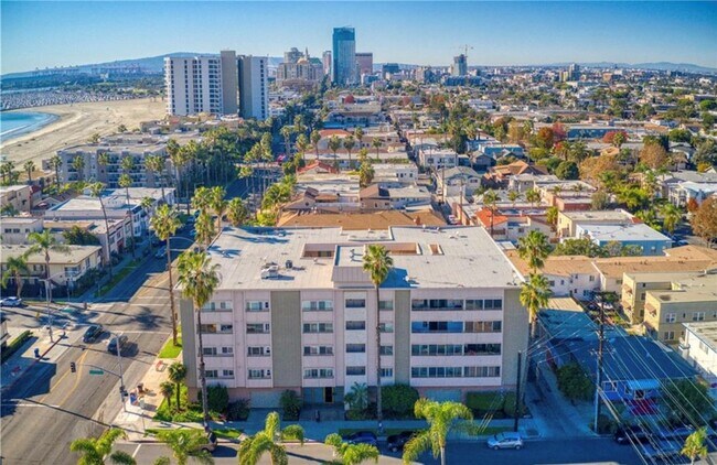 Building Photo - 1635 E Ocean Blvd