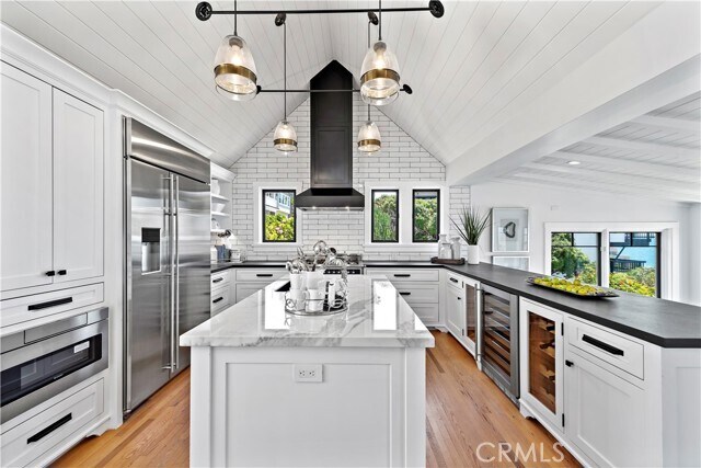 Building Photo - 154 Pearl St