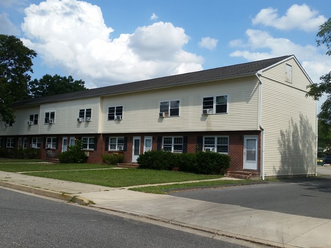 Primary Photo - May Drive Apartments