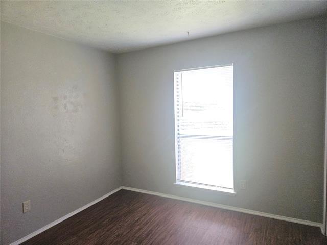 Building Photo - 6809 Glenhurst Dr