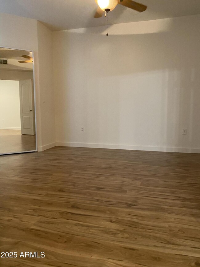 Building Photo - 1701 E Colter St