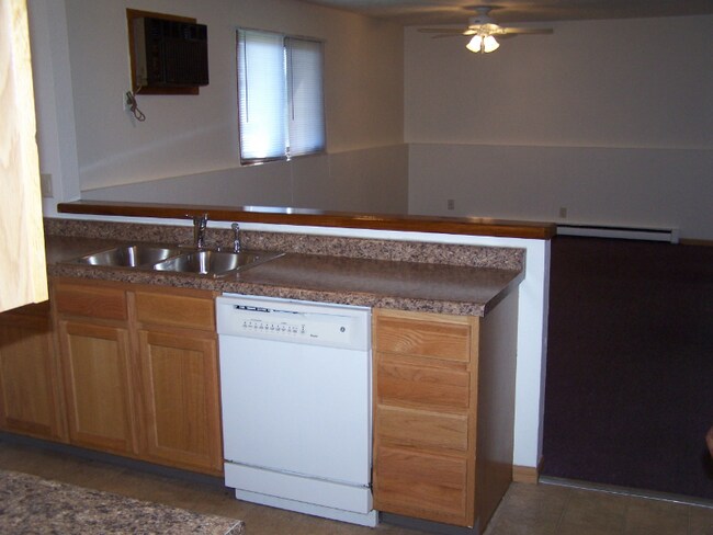 Building Photo - 3969 Eagle Dr
