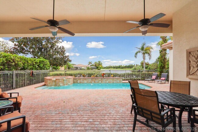 Building Photo - 9885 SW Torriente Ln