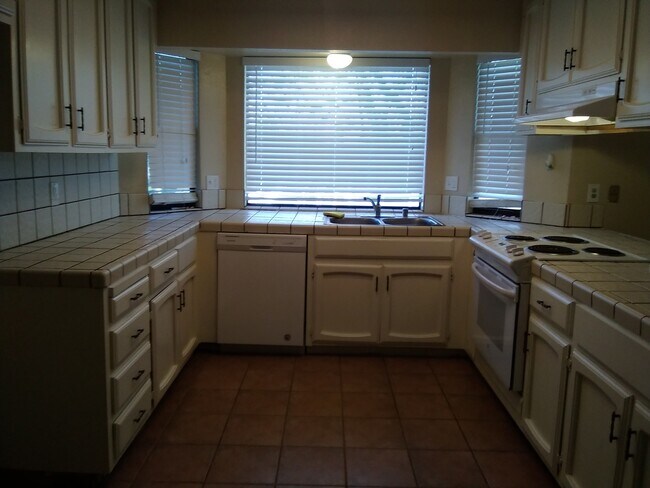 Building Photo - Coming Soon! Ranch Style Home