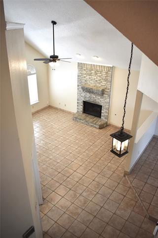 Building Photo - 803 Switzer Ln