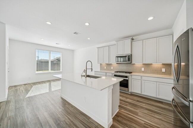 Building Photo - 14309 Yellow Hawthorn Ct