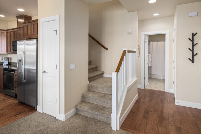 Building Photo - 9287 Riverview Way NW