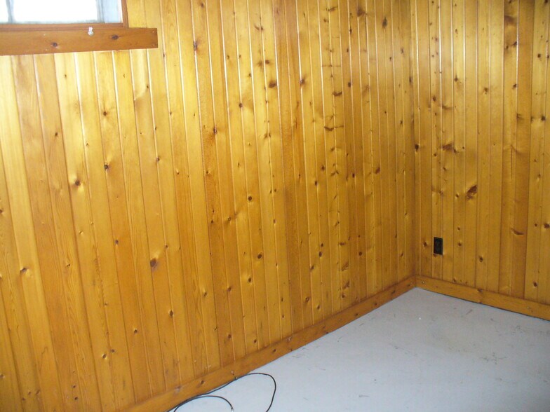 Building Photo - 11293 Edgemere Ter