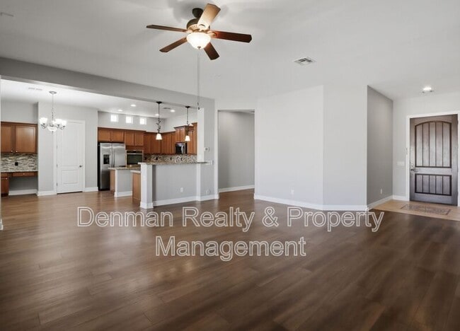 Building Photo - 3146 E Coconino Dr