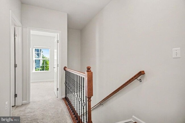 Building Photo - 1643 Dorothy Ln