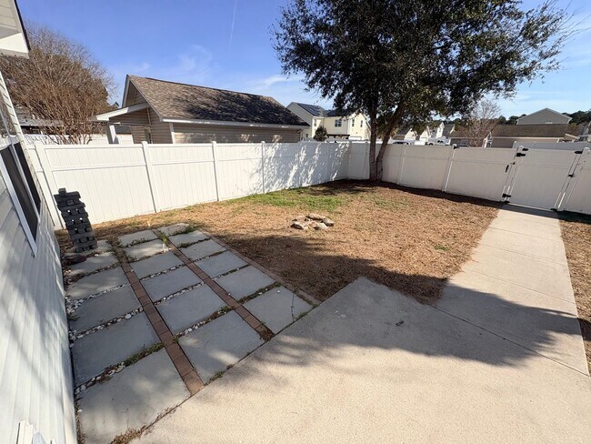 Building Photo - Welcome to Bluffton Park