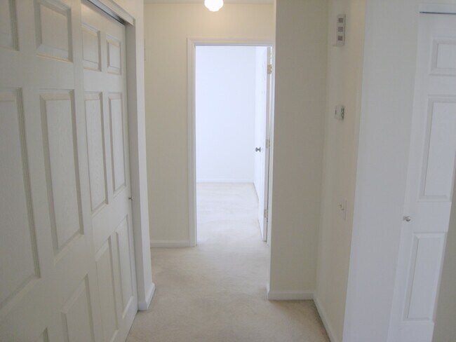 Hallway - 320 Holloway Road