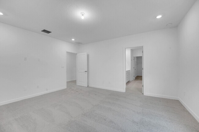 Building Photo - 3521 Angler Dr
