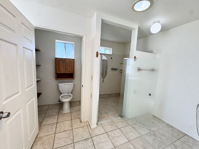 Building Photo - 21331 Heather Pl