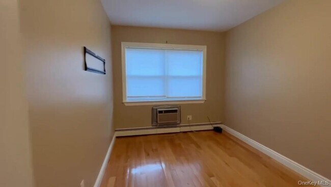 Building Photo - 57-32 136th St