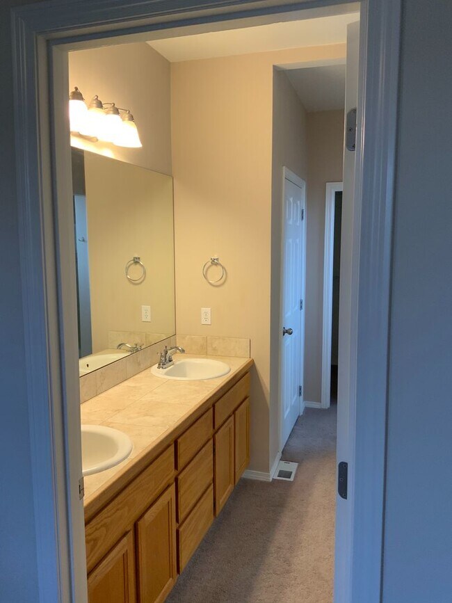 Building Photo - Home for Rent in Ephrata
