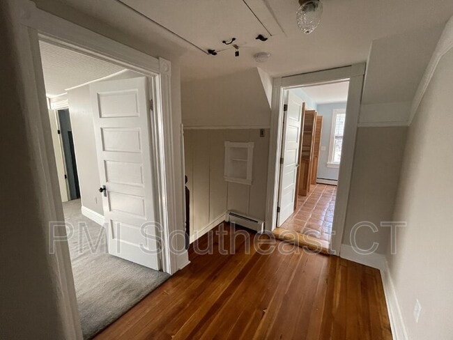 Building Photo - 26 Academy Ln