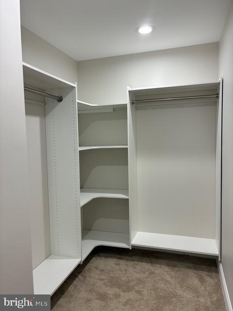 Building Photo - 22 Foxchase Dr
