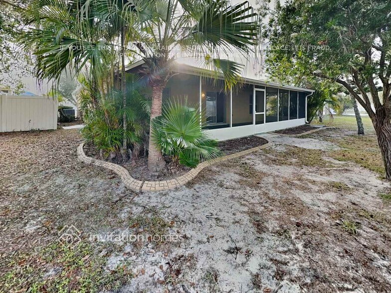 Building Photo - 13009 Brant Tree Dr