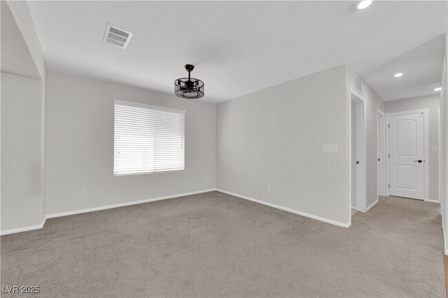 Building Photo - 8035 Skye Foxx St