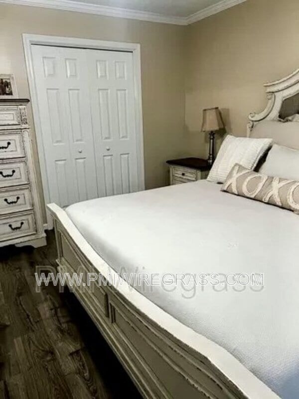 Building Photo - 401 Wildwood Dr