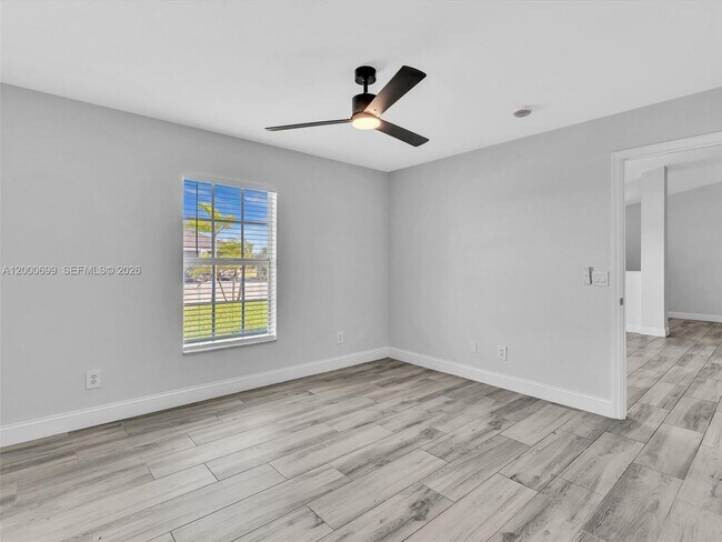 Building Photo - 2022 NW 9th Terrace