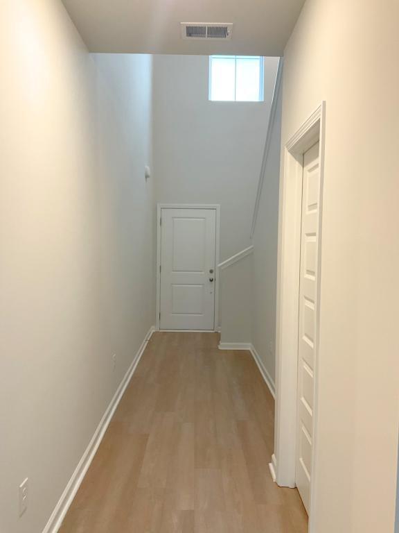 Building Photo - 8147 Forest Edge Dr